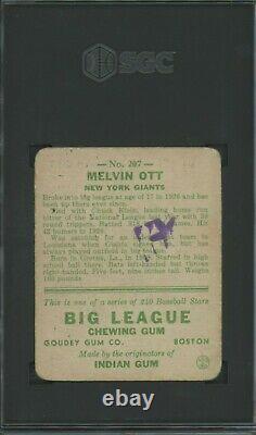 Mel Ott 1933 Goudey #207 SGC 1 Hall of Fame Slugger / 500 Home Run Club
