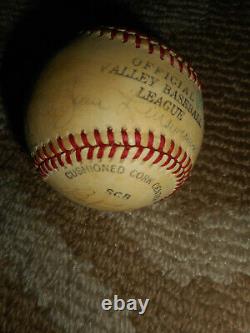 Multi Signed Hall of Fame Baseball Autograph Ball Yankees Phillies White Sox Cub