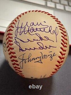 Official NL Hall of Fame Baseball with 14 signatures WILLIE MAYS, McCovey, Bench
